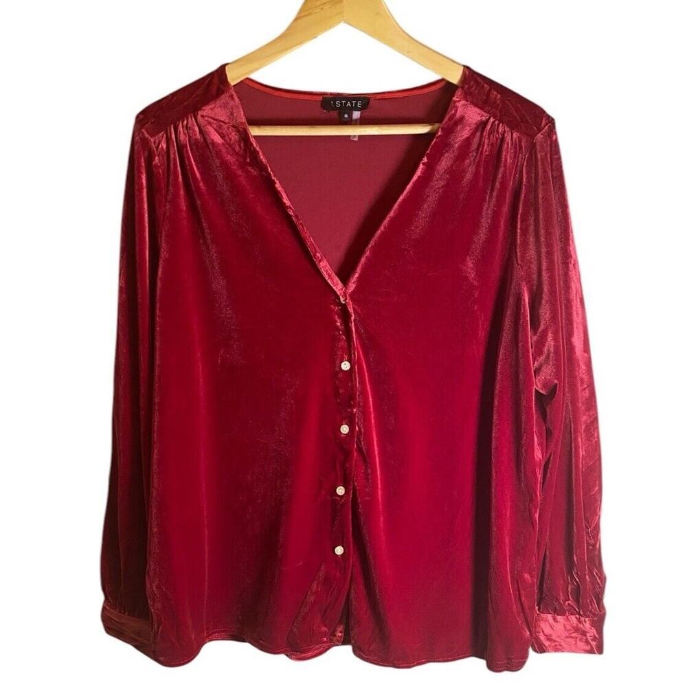 1 State Womens Beautiful Red Velvet Long Sleeve Button Up Blouse Size 1XL